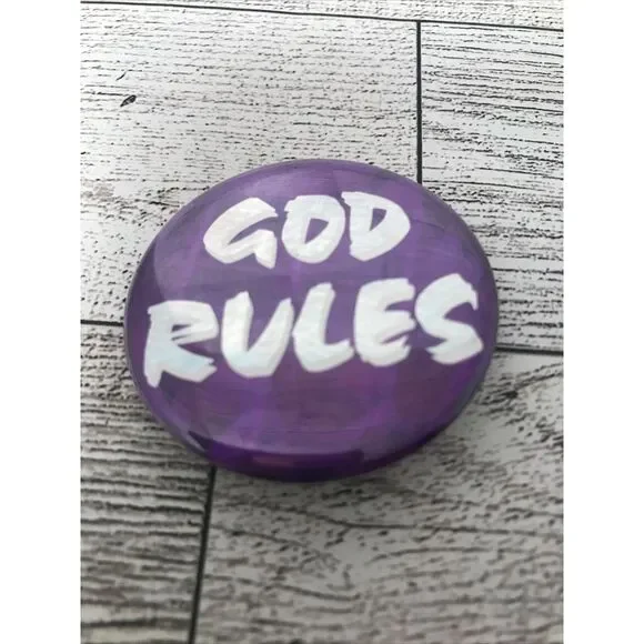 Vintage God Rules Faith Jesus Button pin pinback collectable Souvenir Church - Picture 1 of 4
